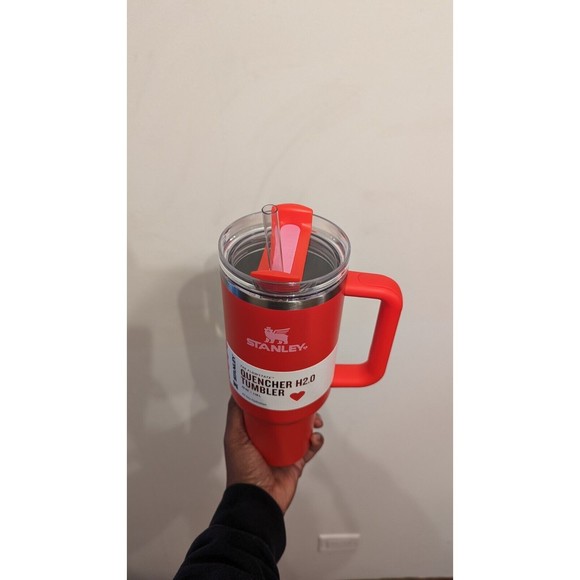 Stanley 40 oz Tumbler Red Valentines Day Exclusive (IN HAND) - Picture 2 of 2